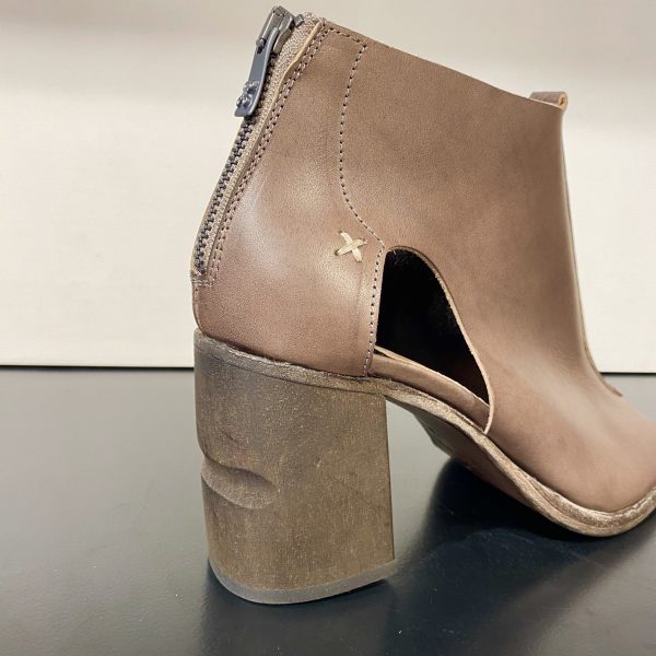 Petit Boots
