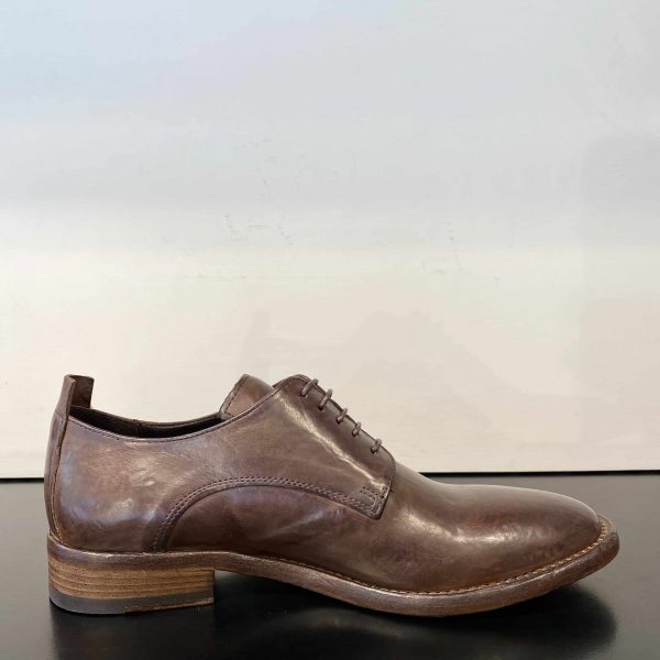 Scarpa Lavata Marrone