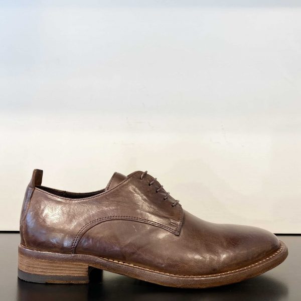 Scarpa Lavata Marrone