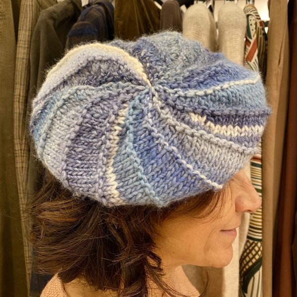 Andi Hat Blu