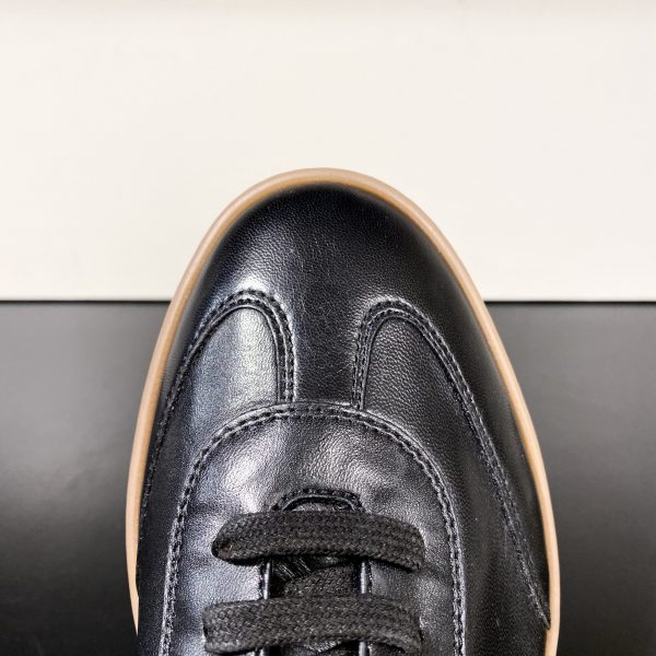 Sneaker Nera