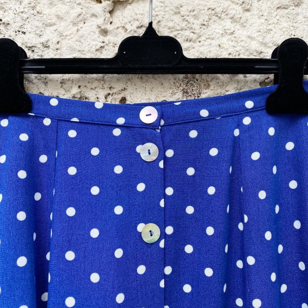 Button & Pois