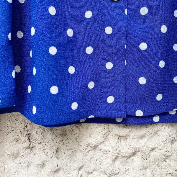 Button & Pois