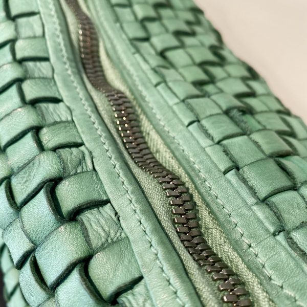Tangle Green
