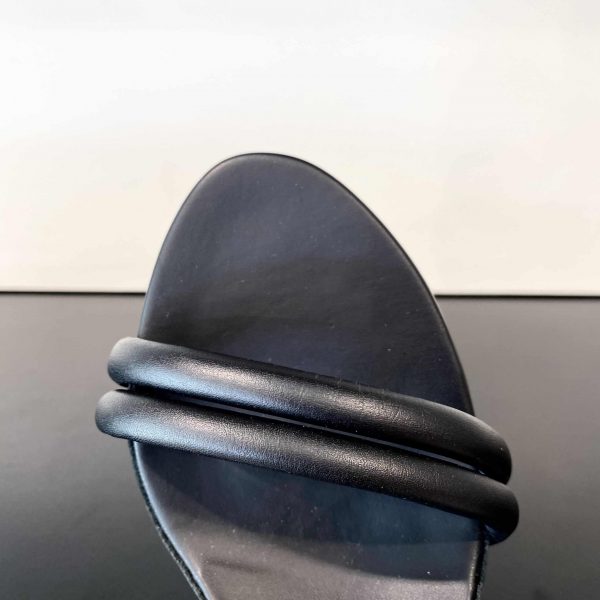 Nudo Nero
