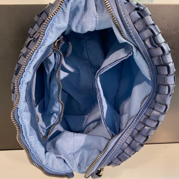 Tangle Blue