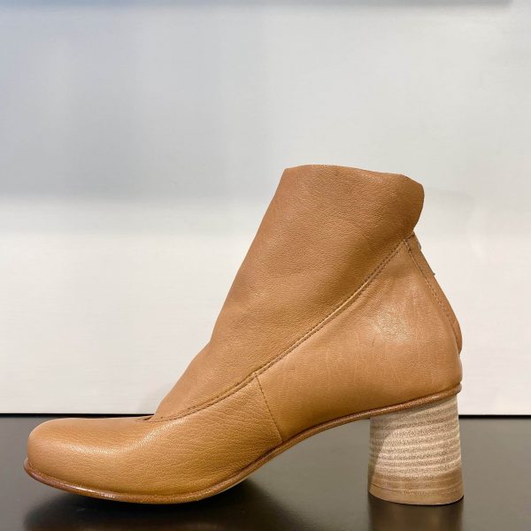 Camel Boots