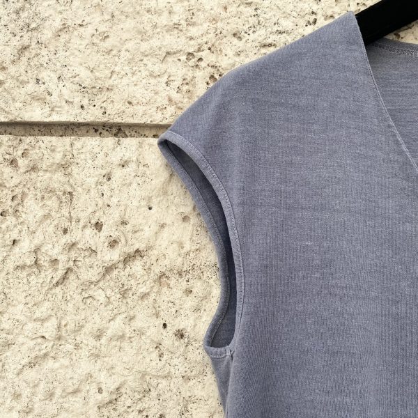 Dust Blouse