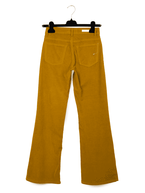 Velvet Mustard | DIEGO ZORODDU