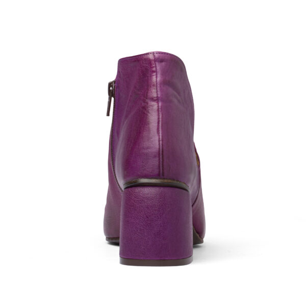 Uneven Purple Boots | DIEGO ZORODDU