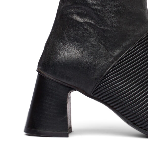 Black Stitching Boots | DIEGO ZORODDU