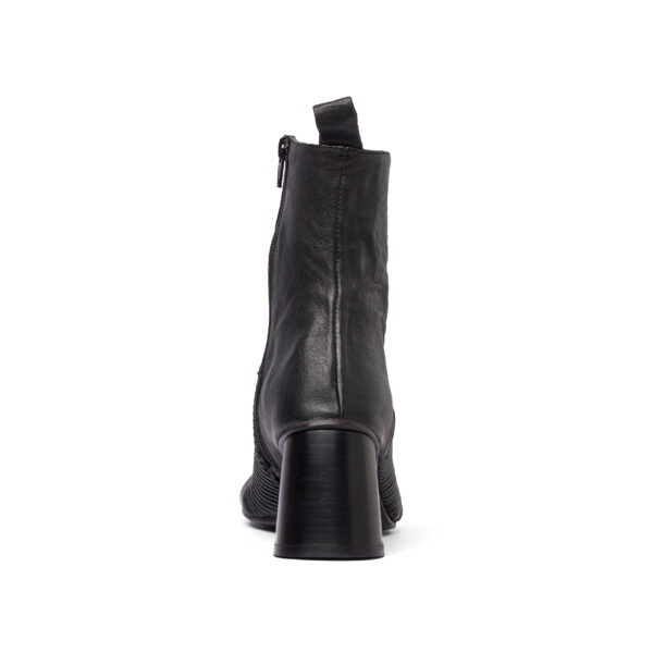 Black Stitching Boots | DIEGO ZORODDU