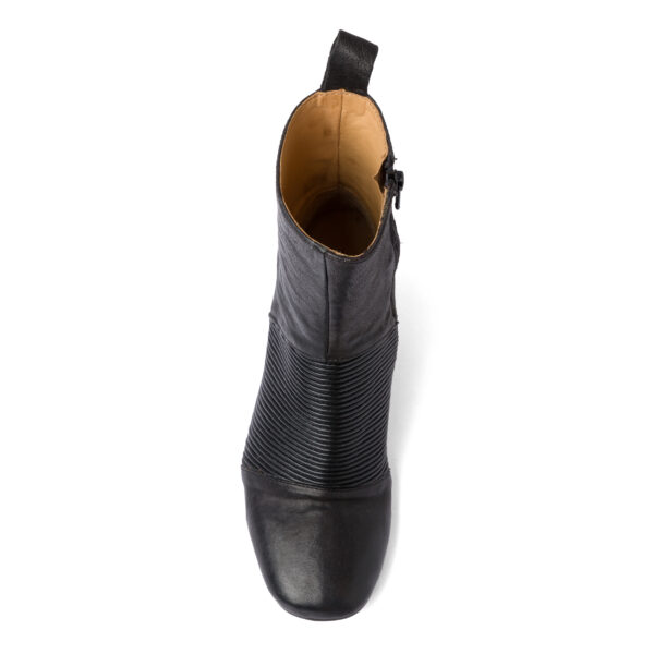 Black Stitching Boots | DIEGO ZORODDU