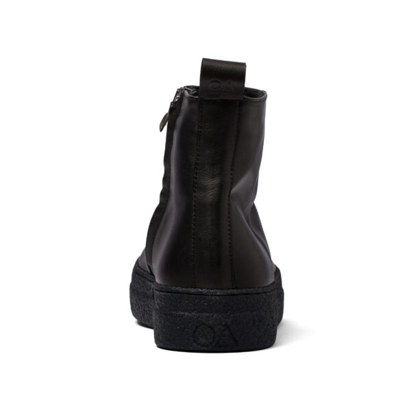 Bent Black | DIEGO ZORODDU