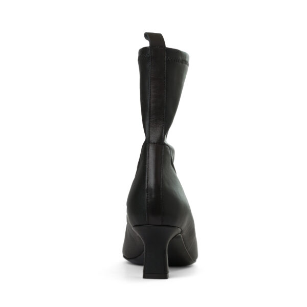 Pin Black | DIEGO ZORODDU