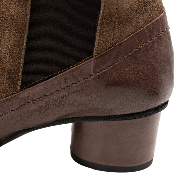 Round Brown | DIEGO ZORODDU