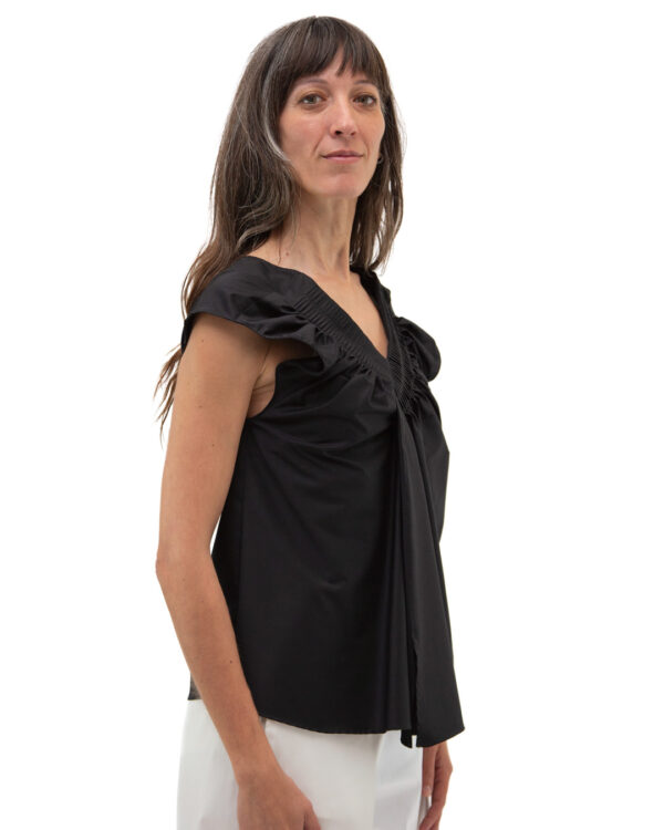 Top Lucrezia Nero | DIEGO ZORODDU