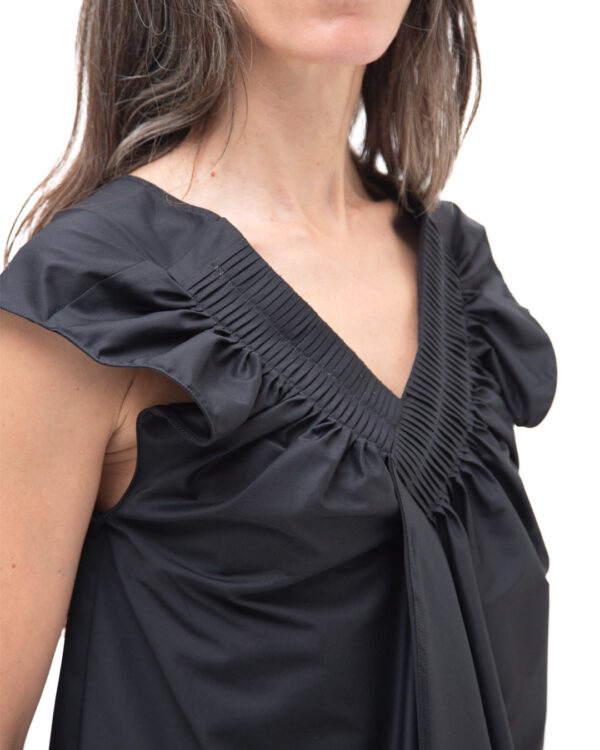 Top Lucrezia Nero | DIEGO ZORODDU