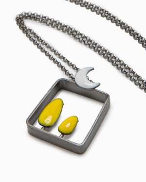 collana quadrato piccolo giallo